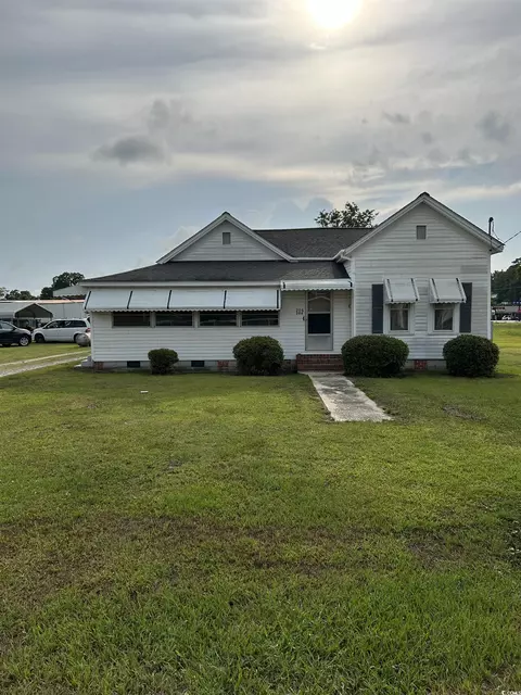 206 S Lafayette St, Hemingway, SC 29554