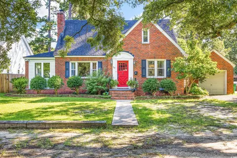 927 Palmetto St, Georgetown, SC 29440