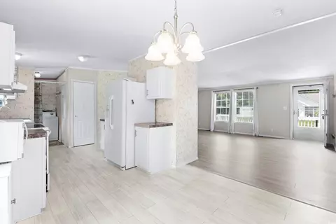 2972 Silverleaf Cir, Loris, SC 29569 photo 9
