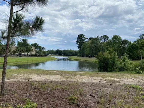 285 Byrnes Ln, Myrtle Beach, SC 29588