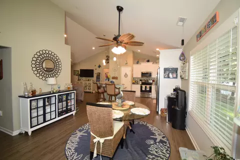 320 13th Ave S, Surfside Beach, SC 29575 photo 10