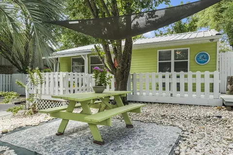 3402 Poinsett St, North Myrtle Beach, SC 29582