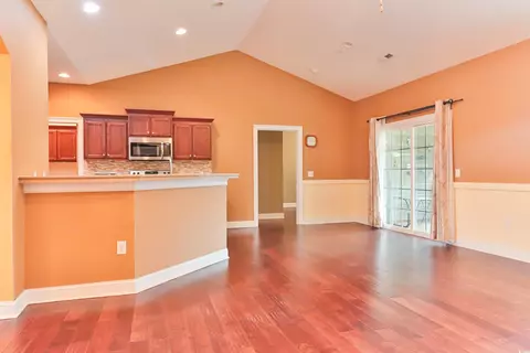 1106 Eureka Trl, Longs, SC 29568 photo 4