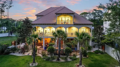 633 Hill Dr, Pawleys Island, SC 29585