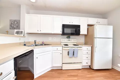 Kitchen - 1065 Pinwheel Loop #1065, Myrtle Beach, SC 29577 photo 2 of 4