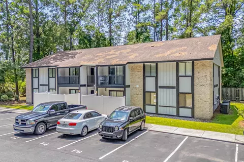 950 Forestbrook Rd #F-3, Myrtle Beach, SC 29579