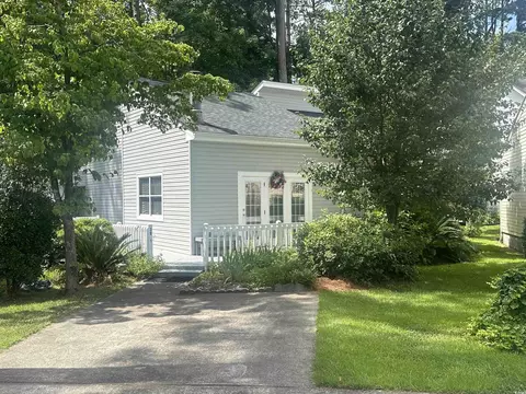 3951 Chris Cir, Little River, SC 29566