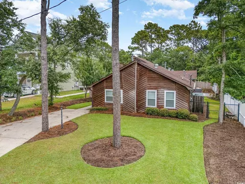 706 13th Ave S, North Myrtle Beach, SC 29582