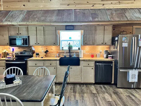 803 Old Stage Rd, Mullins, SC 29574 photo 2