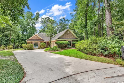 62 Sweetwater Ct, Pawleys Island, SC 29585