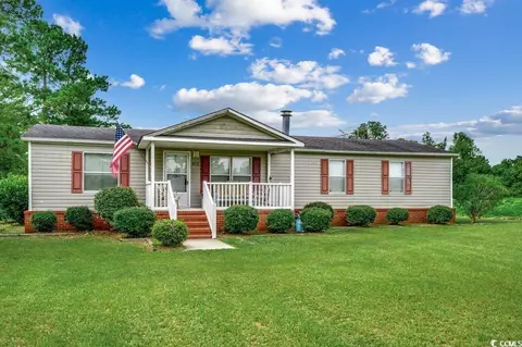 672 Mcnabb Shortcut Rd, Loris, SC 29569
