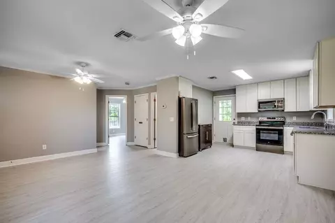 3399 Pineview Dr, Loris, SC 29569 photo 9
