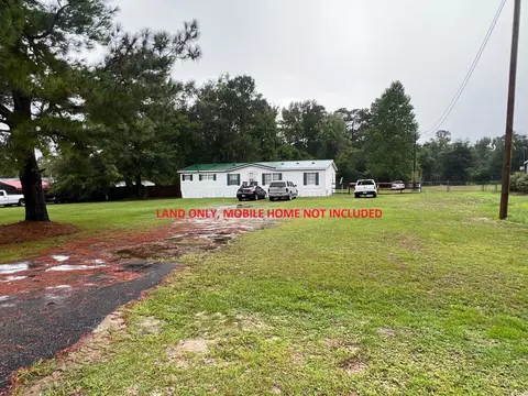 618 Robin St, Loris, SC 29569 photo 4