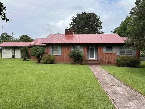 400 N Lafayette St, Hemingway, SC 29554