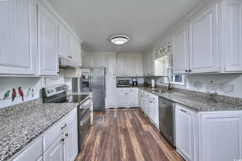 1727 2nd St, Loris, SC 29569 photo 9