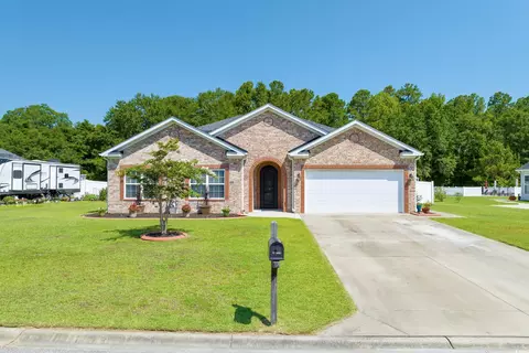 228 Vineyard Lake Cir, Conway, SC 29527