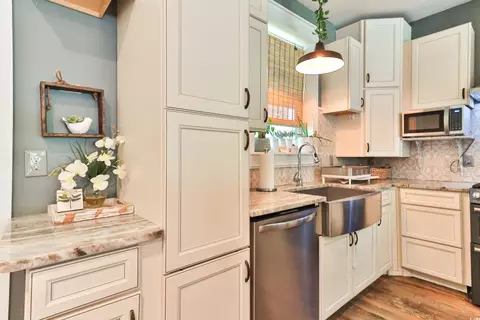 586 Loop Cir, Longs, SC 29568 photo 9