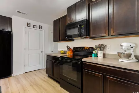 1049 Mccall Loop, Conway, SC 29526 photo 4