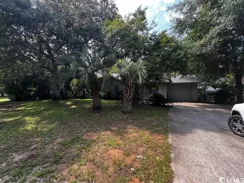 512 Cedar Dr N, Surfside Beach, SC 29575