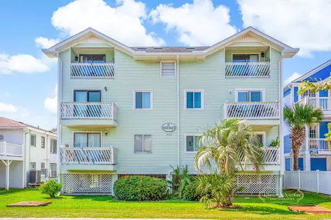 212 N Ocean Blvd #201, Surfside Beach, SC 29575