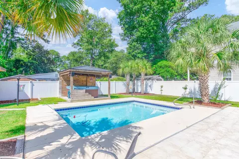Exterior - 627 3rd Ave S, Surfside Beach, SC 29575 photo 4 of 13
