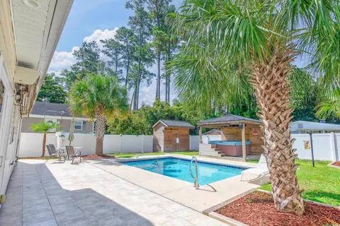 Exterior - 627 3rd Ave S, Surfside Beach, SC 29575 photo 11 of 13