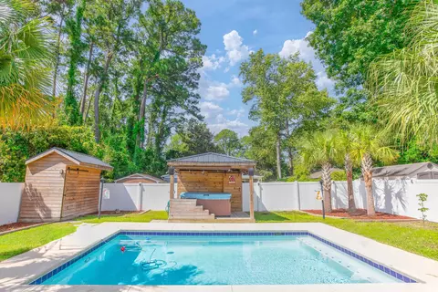 Exterior - 627 3rd Ave S, Surfside Beach, SC 29575 photo 12 of 13