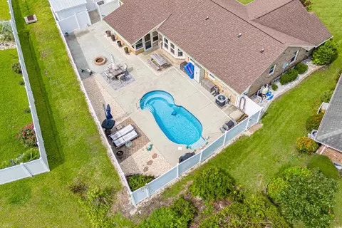 594 Circle Dr, Surfside Beach, SC 29575 photo 5