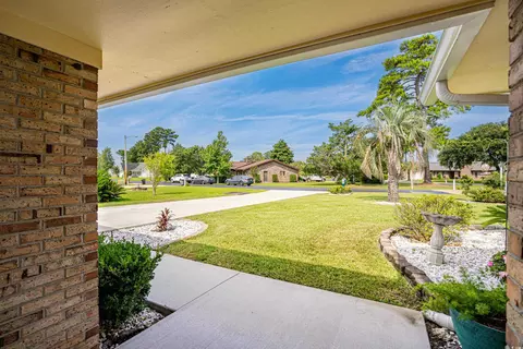 594 Circle Dr, Surfside Beach, SC 29575 photo 8