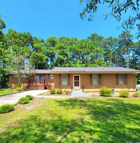 910 9th Ave S, North Myrtle Beach, SC 29582