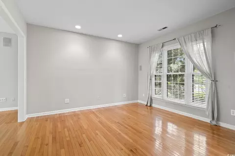 1367 Royal Devon Dr, Surfside Beach, SC 29575 photo 2