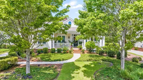 92 Cottage Ct, Pawleys Island, SC 29585