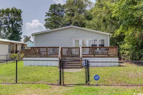 611 Woodland Dr, Murrells Inlet, SC 29576