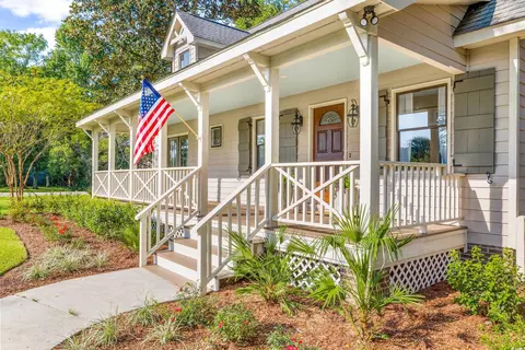 245 Watersedge Dr, Pawleys Island, SC 29585