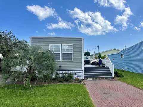 1724 Egret Dr, Surfside Beach, SC 29575