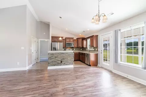 304 Macarthur Dr, Conway, SC 29527 photo 7