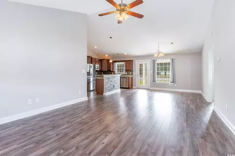 304 Macarthur Dr, Conway, SC 29527 photo 3