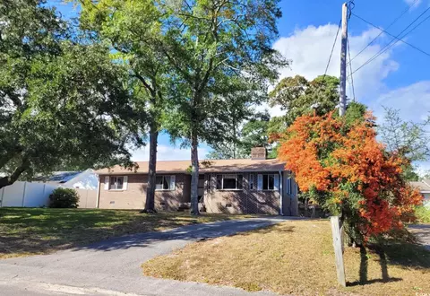 1647 Wildwood Dr, Little River, SC 29566