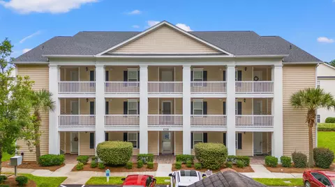 631 Woodmoor Dr #303, Murrells Inlet, SC 29576