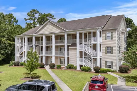 5864 Longwood Dr #204, Murrells Inlet, SC 29576