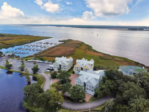 1146 Belle Isle Rd #201, Georgetown, SC 29440