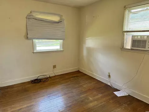 228 W Proctor St, Mullins, SC 29574 photo 9