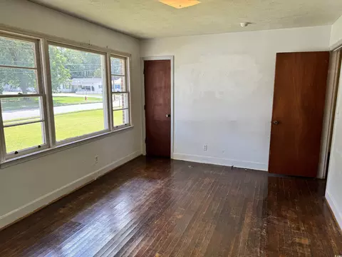 228 W Proctor St, Mullins, SC 29574 photo 3