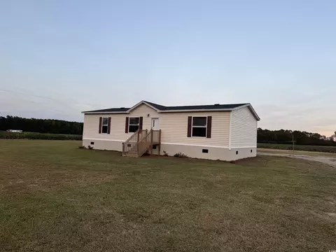 2835 Padgett Rd, Lake City, SC 29560