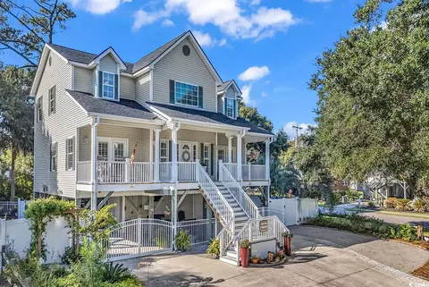 1518 N Palmetto Dr, Surfside Beach, SC 29575
