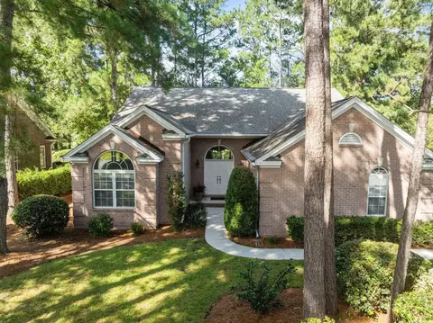 90 Greenbriar Ave, Pawleys Island, SC 29585