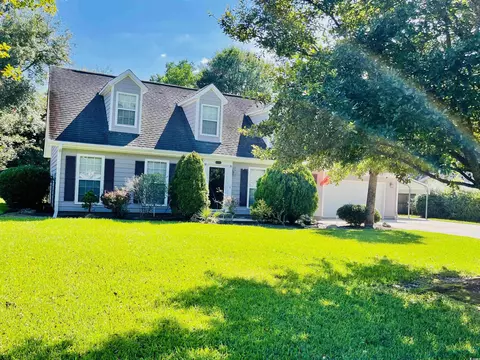 530 Wildewood Ave, Georgetown, SC 29440