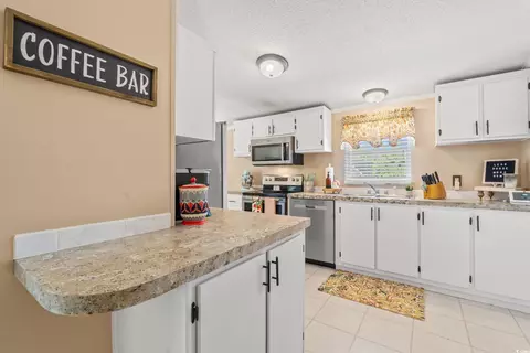 1330 Gatewood Dr, Loris, SC 29569 photo 5