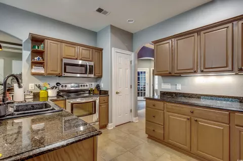 Kitchen - 2911 Red Bluff Rd, Loris, SC 29569 photo 3 of 4