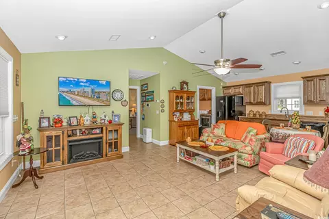4213 Cox Ave, Loris, SC 29569 photo 4